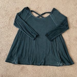 Three quarter sleeve top